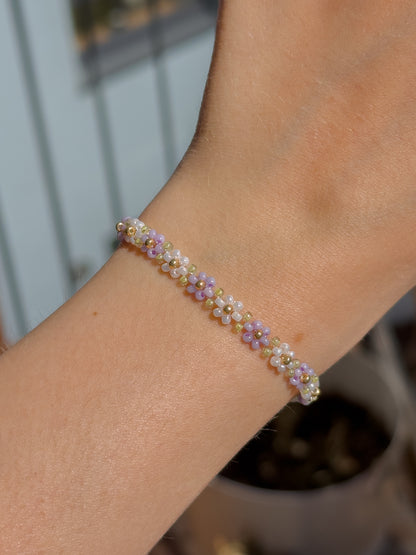 Summer Daisy Bracelets